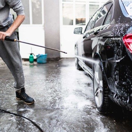 Annisa Car Wash: Wujudkan Mobil Anda Bersih Berkilau di Cilacap